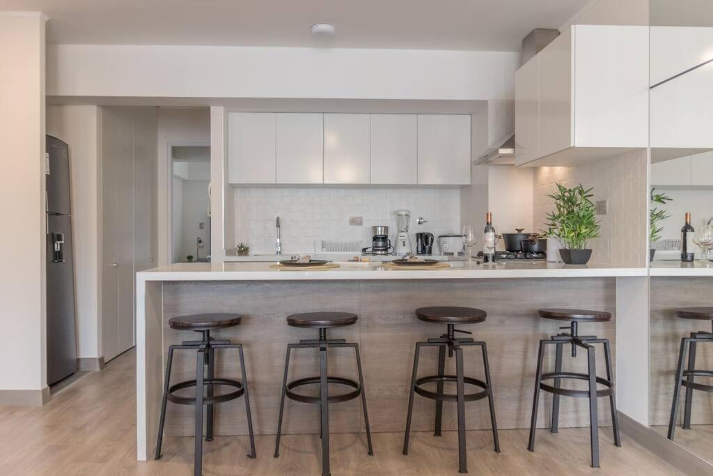 Apartamento De Estreno En Miraflores Gym/Piscina Lima Exteriör bild